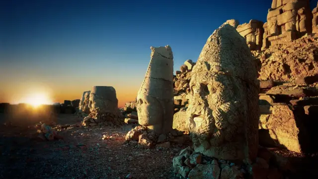 Monte Nemrut, Adıyaman, Turquía | Guía Turístico
