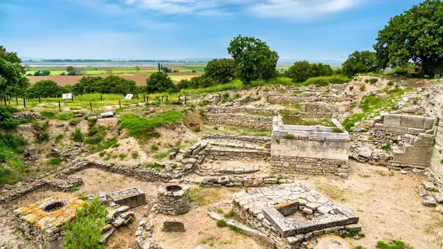 Area Del Altar De La Ciudad Antigua De Troya En Canakkale Turquia Guia Turistico Turquia
