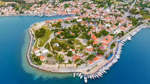 Izmir Peninsula Pequena en Turquía | Guía Turístico