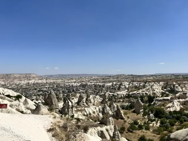 Valle de chimeneas de hadas en Capadocia, Turquía | Guía Turístico